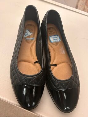 Flats Quilted Black Ballet Flats with Gloss Cap Toe Time and Tru 11 W